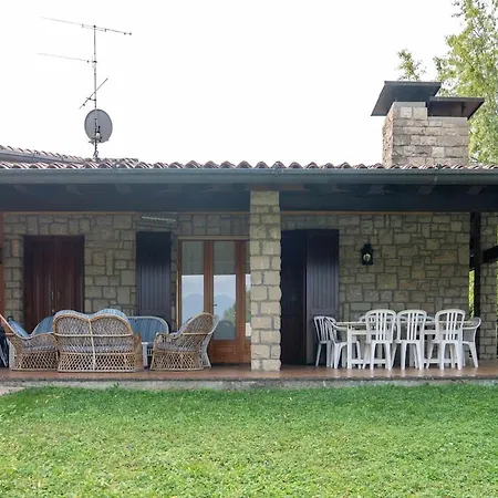 Villa Punta Sasso *