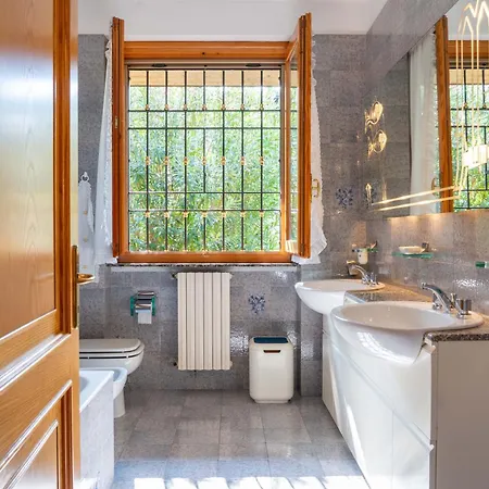 Villa Punta Sasso Manerba del Garda